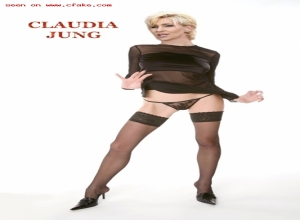 Fake : Claudia Jung