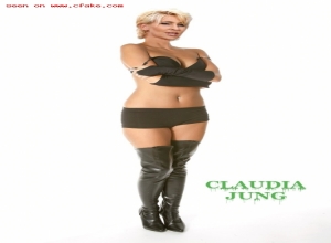 Fake : Claudia Jung