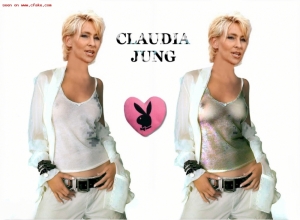 Fake : Claudia Jung