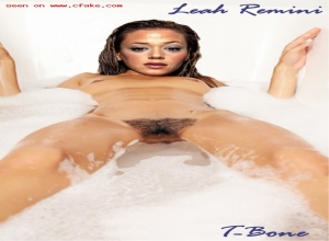 Fake : Leah Remini