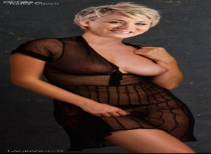 Fake : Kaley Cuoco