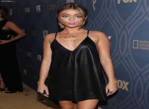 Fake : Sarah Hyland