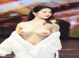 Fake : Liu Yifei