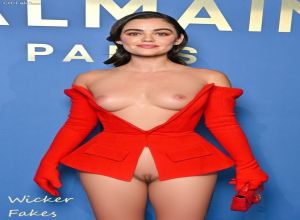 Fake : Lucy Hale