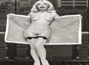 Fake : Sabrina Carpenter