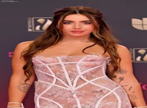 Fake : Lola Indigo