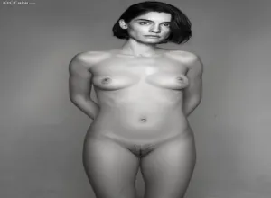 Fake : Ana Cela